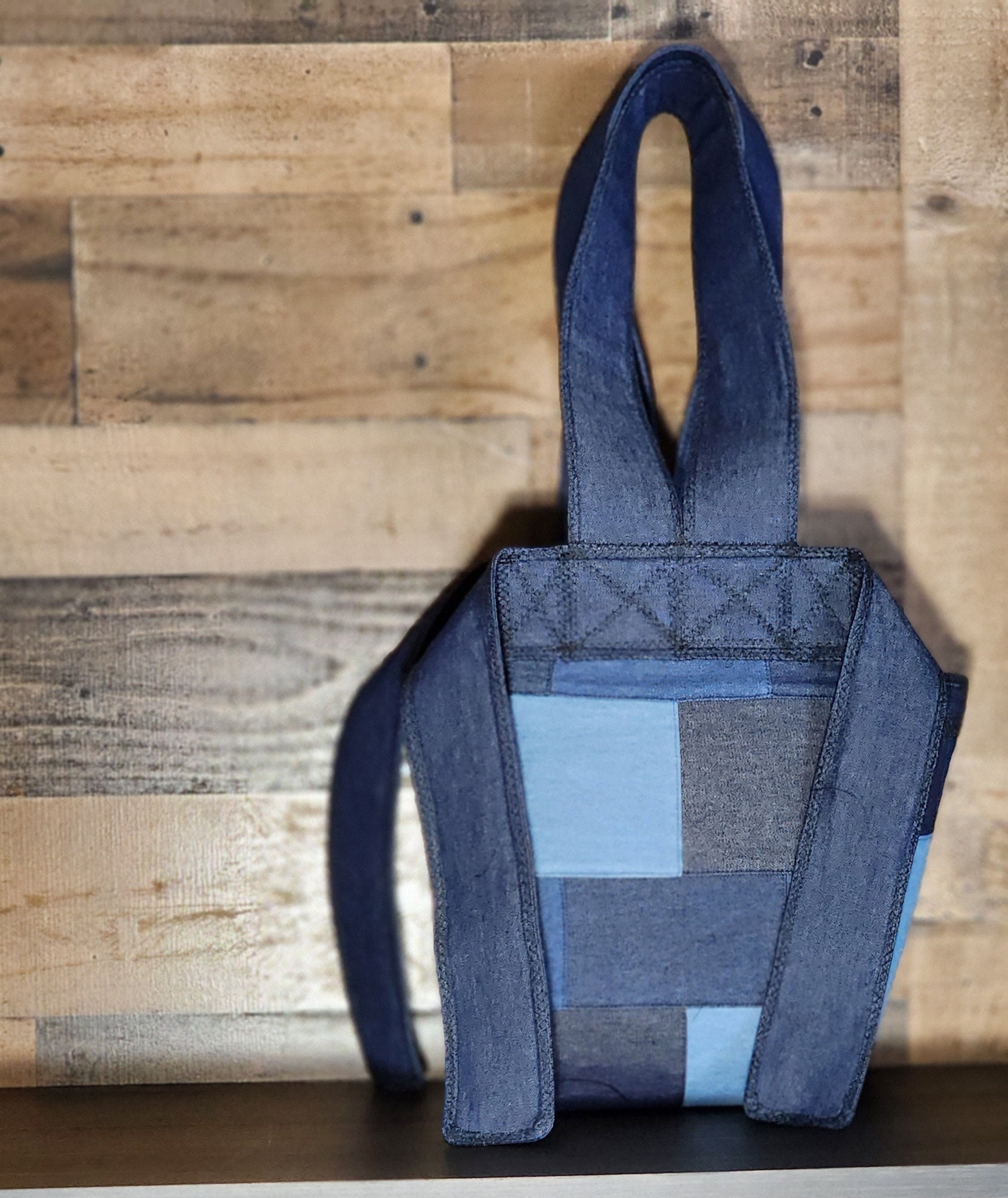 Over 30 Free Denim Bag Patterns | Denim bag patterns, Denim bag diy, Denim  bags from jeans