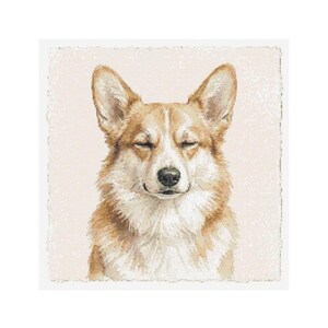 Könnte beinhalten: Ein Porträt eines Corgi-Hundes mit geschlossenen Augen, im Kreuzstich-Stil. Der Hund hat ein weißes und braunes Fell mit einem weißen Streifen im Gesicht. Der Hintergrund ist ein weicher, cremefarbener Farbton.