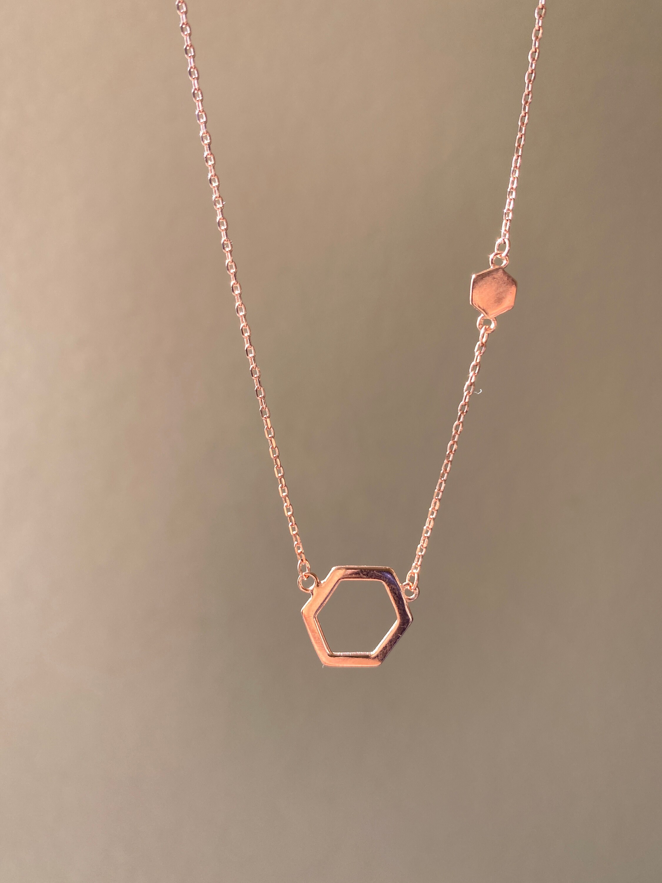 Collar de benceno Collar de ciencia / Regalo de / - Etsy España