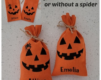 Halloween Sacs, Halloween Treat Bags, Halloween Party Favors, Halloween Goodie Bags, Halloween Personalized Treat or Candy Bags