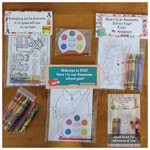 Back to School Crayons Favor Bags.  1 bag (1 child) includes 8-4x6 Cards, Personalized Topper & either 5 assorted Crayons or Paint or Both