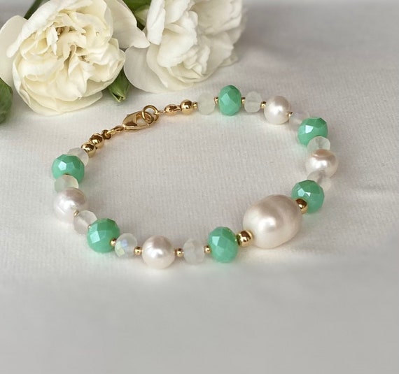 Glass pearl best sale bracelet