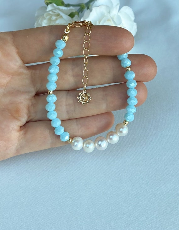 PEARL BEAD BRACELET W/GLASS BEADS LIGHT BLUE PEARL BEAD BRACELET W/GLASS BEADS LIGHT BLUE