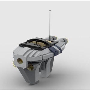 Pode incluir: Uma nave espacial Lego cinza e branca com uma antena preta e listras azuis e brancas. A nave espacial tem dois motores na parte inferior e uma cabine na parte superior.
