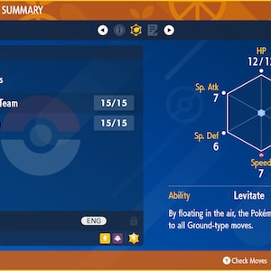 Może przedstawiać: Niebieski ekran z podsumowaniem statusu Pokémona. Pokémonem jest Rotom, poziom 1. Statystyki Pokémona są wyświetlane w sześciokątnym kształcie z następującymi statystykami: HP 12/12, Atak 5, Obrona 6, Atak Specjalny 7, Obrona Specjalna 6 i Szybkość 7. Umiejętnością Pokémona jest Lewitacja. Obecne ruchy Pokémona to Podwójny Zespół i Oszołomienie.