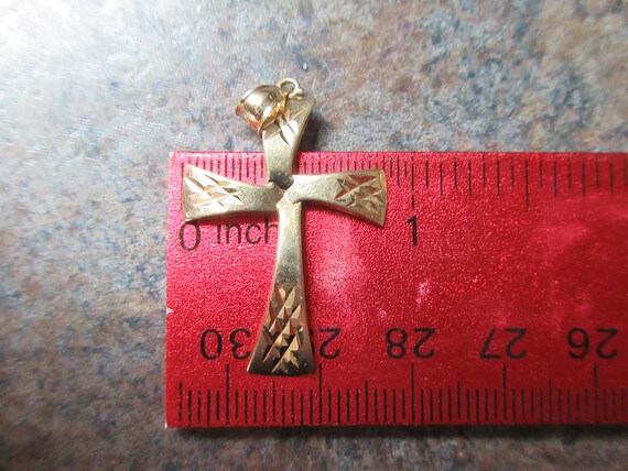 Vintage 10 Kt Yellow Gold Art Deco Cross Pendant - image 5