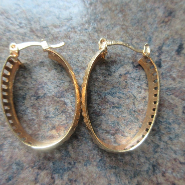 12 Kt Yellow Gold Hoop Earring Marked SKL