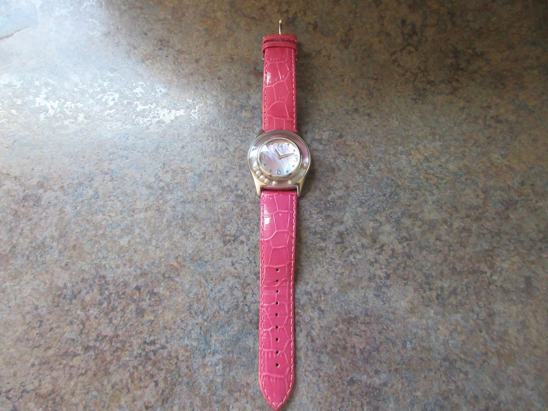 Honora mother of pearl deals watch