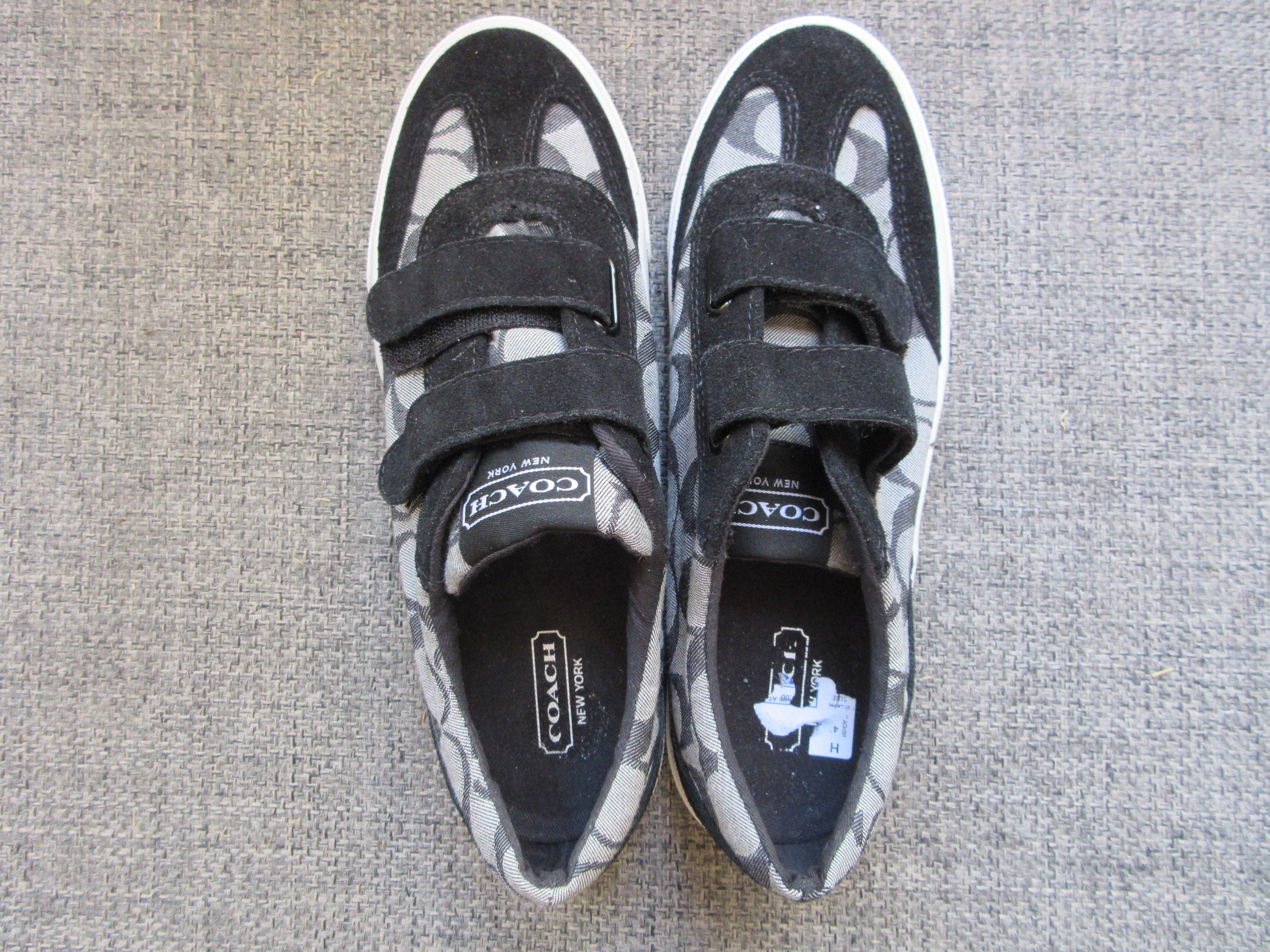 La Milano White Plain Lace Up Sneaker – Quails