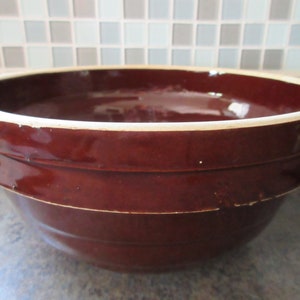 Antique Salt Glaze Stoneware Mixing Bowl McCoy Beehive Brown Bowl, USA 9 Inch