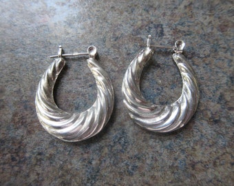 Sterling Silver Ribbed Hoop Earrings