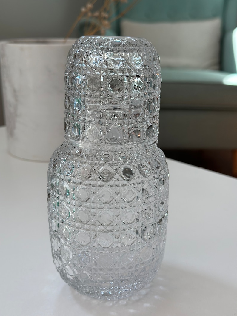 SomoneStudios Water Carafe - Thumbnail 2