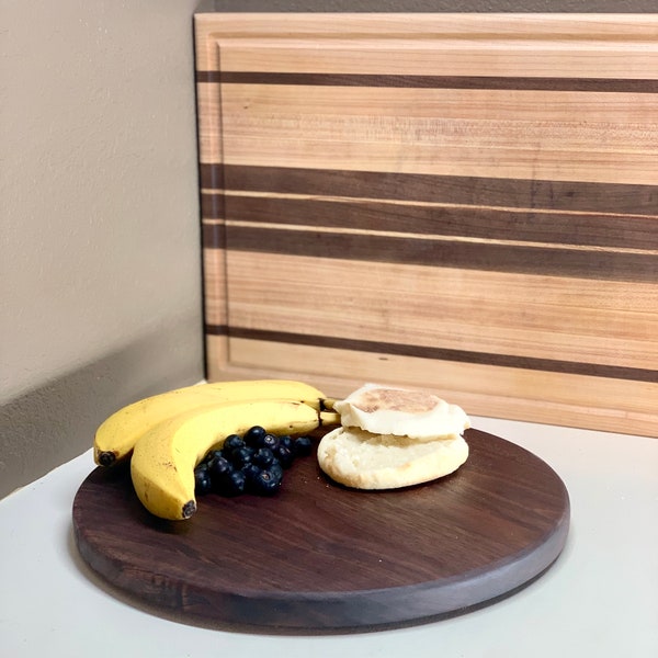 Wooden Lazy Susan Turntable, Personalized Walnut Circular Lazy Susan, Kitchen Table Centerpiece, Housewarming Gift, Wedding Present