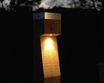 NOUVEAU: Night Sun Craft | Éclairage extérieur durable à l’énergie solaire. Lampes de jardin solaires avec LED en bois. Facile à installer.