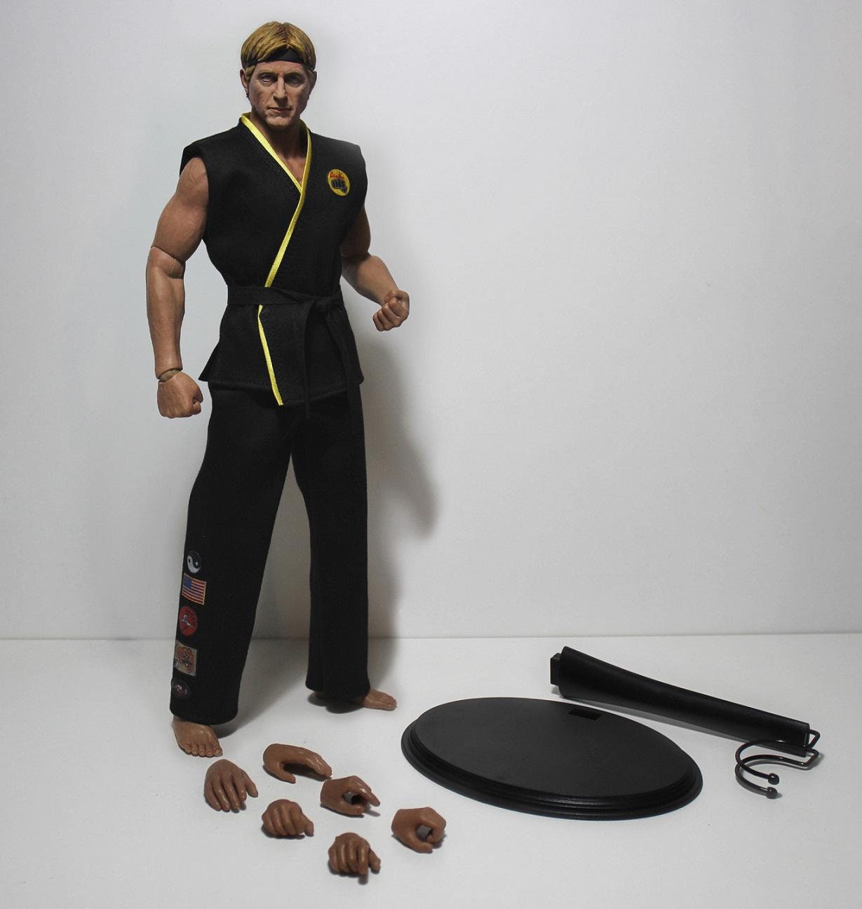 コブラ会 1/6 可動式アクションフィギュア (30 cm)、ジョニー