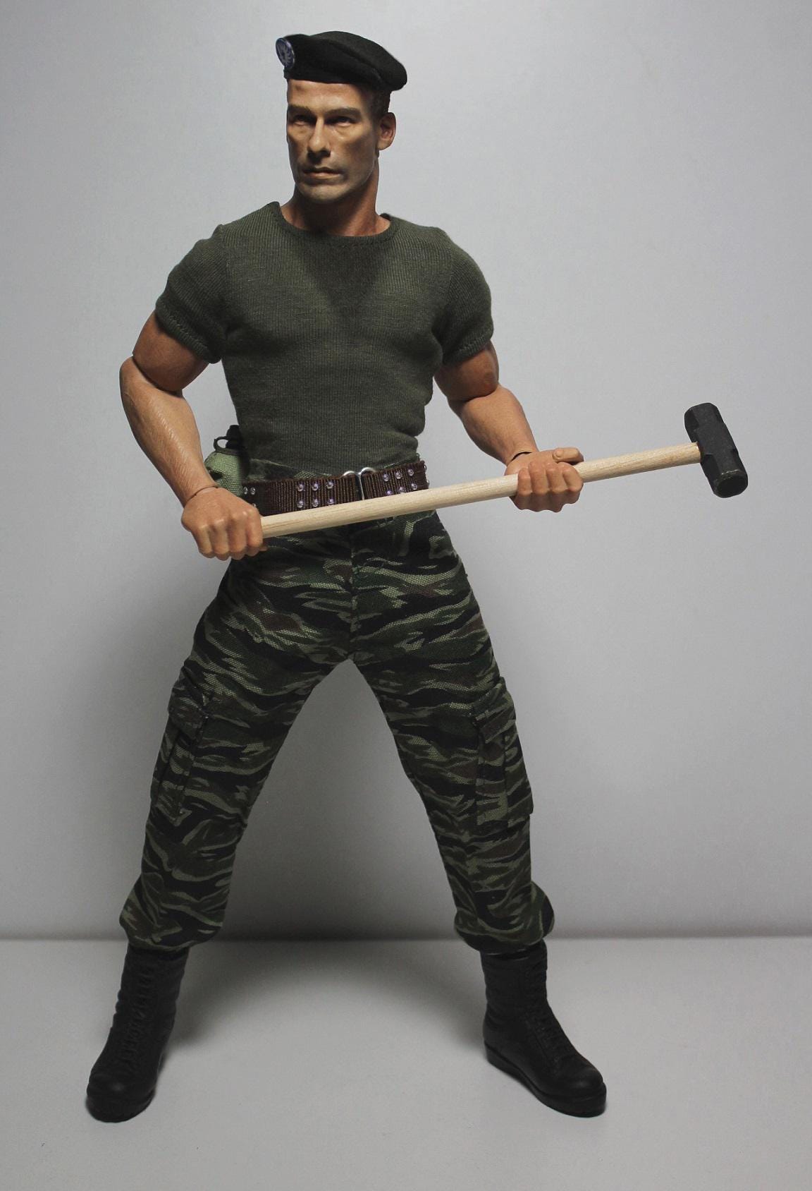 Lionheart 1/6 Poseable Action Figure (30cm), Van Damme, Lion