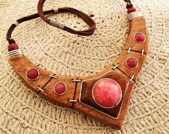 Ethnic style wooden choker necklace. Wooden choker, wooden necklace, handicraft, handmade