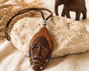 African Mask Wooden Necklace, Handmade Wood Pendant, Tribal Necklace, Ethnic Jewelry, African Pendant, Unisex Necklace, Made in Italy