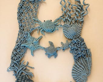 Macrame Ocean Wall Hanging, Seabed Macrame with Shells and Starfish, Coastal Wall Decor, Boho Beach Decor, Handmade Fiber Art