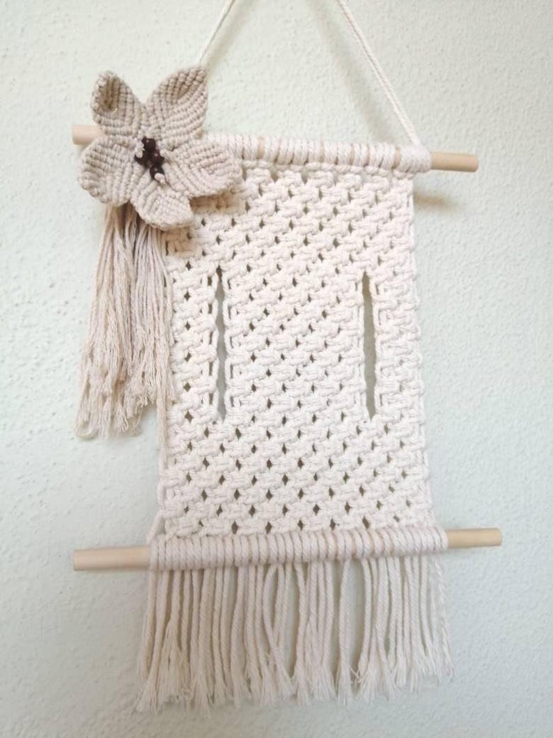 Marco de fotos de macramé, adorno de pared estilo bohemio, decoración natural para el hogar, regalo romántico para parejas, adorno de pared hecho a mano imagen 4