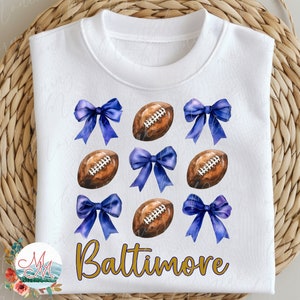 Futebol PNG de Baltimore | Sublimação de futebol americano Coquette Maryland | Design feminino de futebol | Arquivo de design digital da equipe esportiva de bolas de futebol e arcos