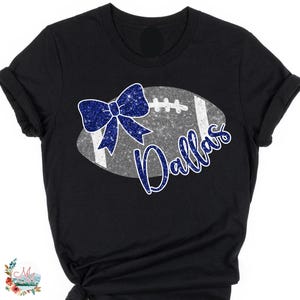 Dallas Football PNG | Coquette Football Sublimation | Design feminino de futebol do Texas | Arquivo digital de time de futebol com glitter e arco