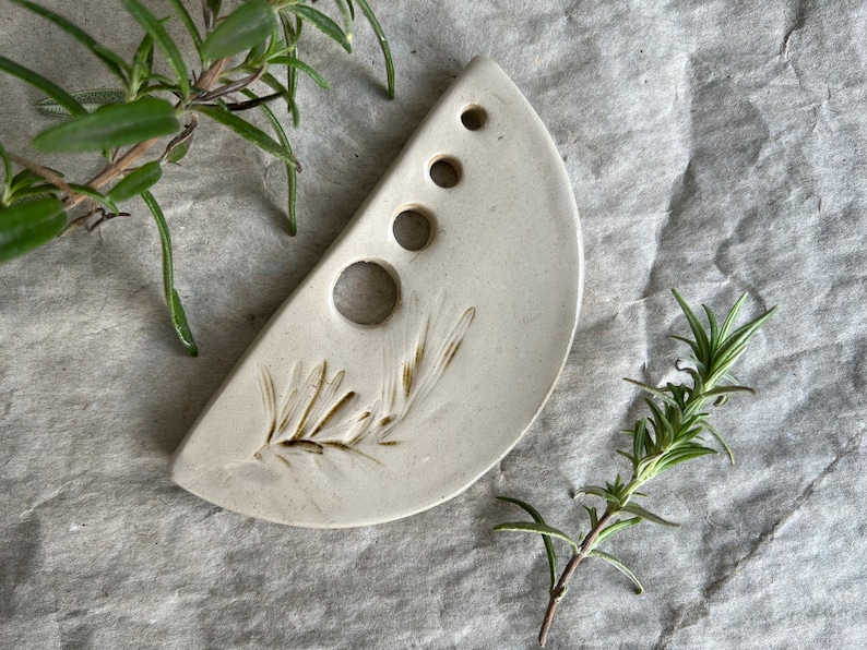 Mini Herb Stripper Rosemary green, Lavender or natural beige, kitchen utensils, pottery rustic accessory, cooking gadget gift idea for cook