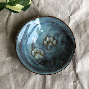 Little bowl with cat paws PREORDER Ceramic Sauce Dish, Ring dish or cat bowl, trinket dish Blue