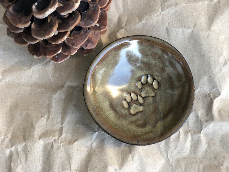 Little bowl with cat paws PREORDER Ceramic Sauce Dish, Ring dish or cat bowl, trinket dish Bronze