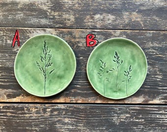 緑色の花模様陶器プレート il_340x270.7129506744_cu5o.jpg