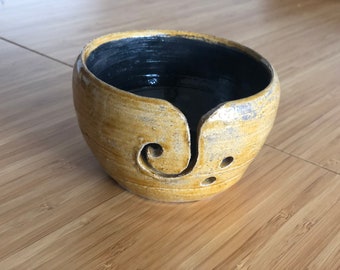 Small Ceramic Yarn Bowl | Handmade Pottery Switzerland