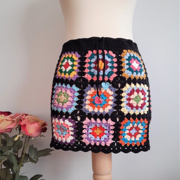 granny square skirt, crochet mini skirt, knit summer skirt, crochet beachwear, crochet beachwear, 70s retro crochet skirt, vintage skirt