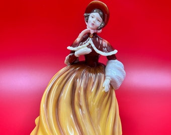 Kathryn HN4040 – Royal Doulton Figurine Series: Chelsea