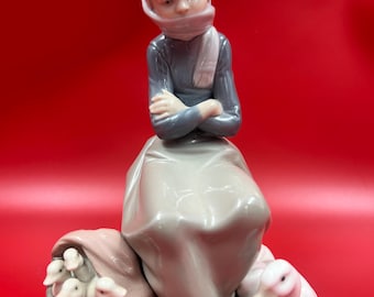 Retired Lladro Girl With Ducks & Seller Basket 1267 - Charming Figurine