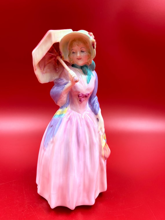 ロイヤルドルトンMISS DEMURE