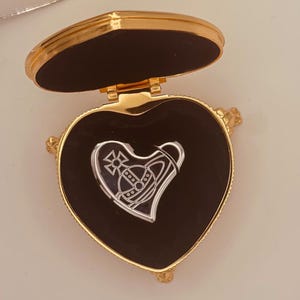 アクセサリー NANA Vivienne westwood lighter necklace nana - Etsy 日本