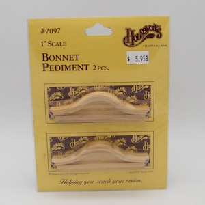 Dollhouse Miniature Bonnet Pediment by Houseworks Ltd