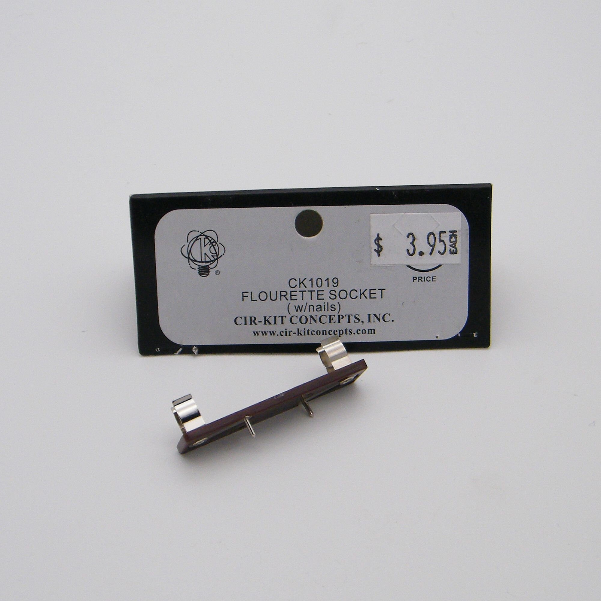 Cir-Kit Concepts Dollhouse Miniature Lighting Set - Fluorette Socket & Cord With 2 Bulbs - 1:12 Scale Model Accessories