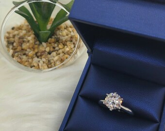 Tiffany Setting Ring - Etsy