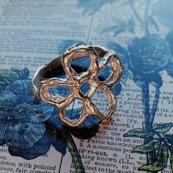 Flower Ring, Size 9 1/4 US