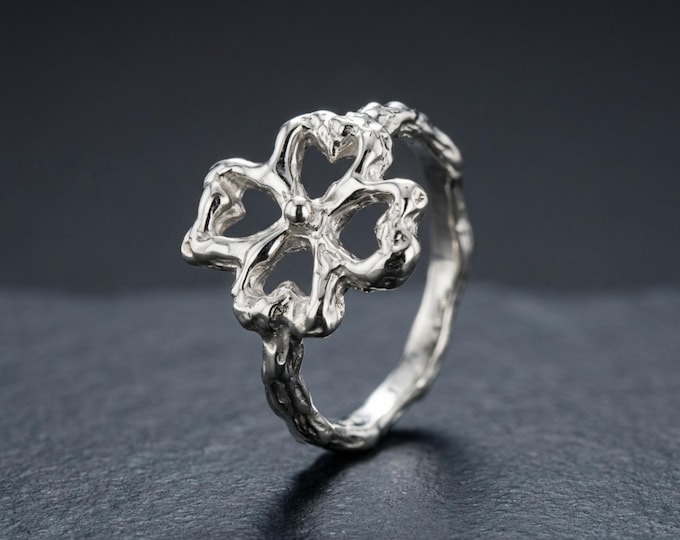 Four Leaf Clover Ring