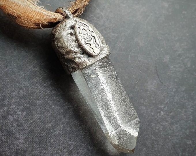Starbrary Quartz pendant with Scarab