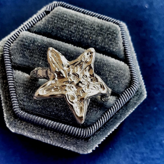 Melted Star Ring