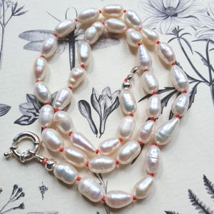 Summer Pearl Choker, Hand Knotted Pearl Necklace, Freshwater Pearl Necklace, Necklace Sailor Clasp , Pearl Jewelry