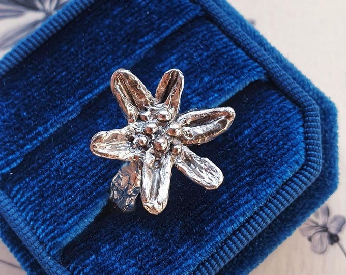 Floral Edelweiss Ring