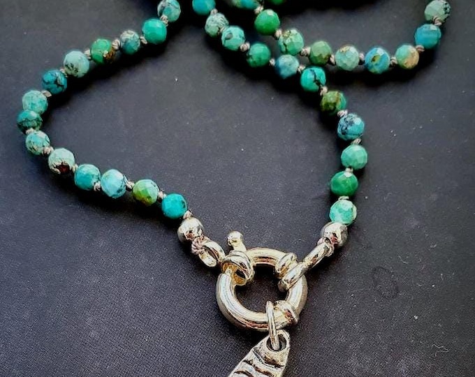 Turquoise hand knotted necklace