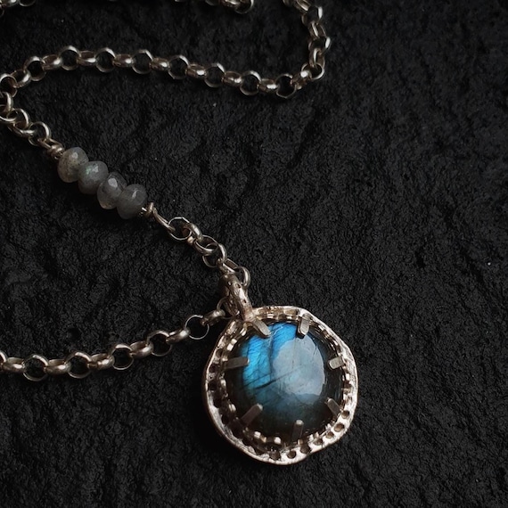 Labradorite Goddess Necklace