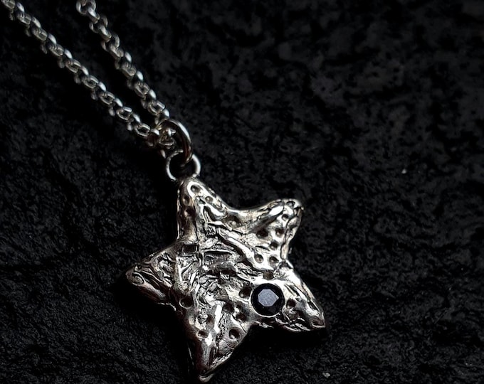 Molten Star Pendant Necklace