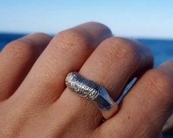 Ocean Wave Ring