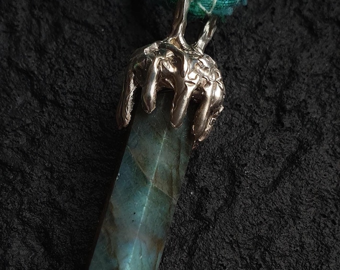 Flashy Labradorite Point Pendant